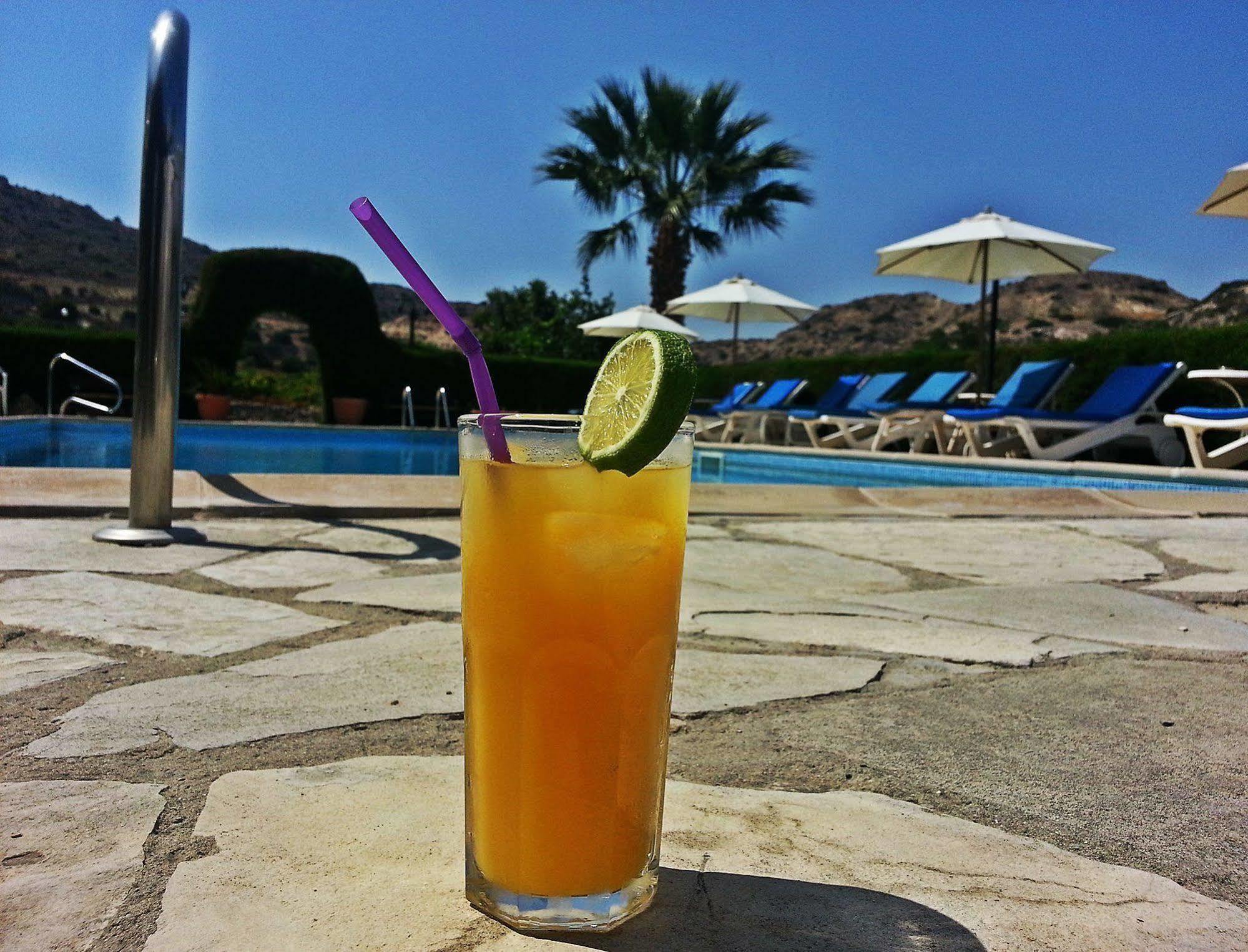 Ampelokipi Holiday Apartments Pissouri Buitenkant foto
